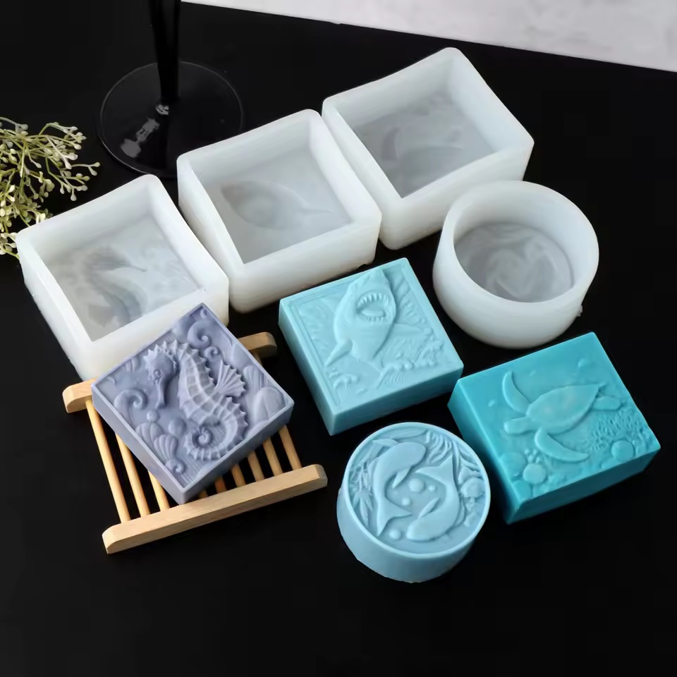 3DタツノオトシゴシリコンソープモールドDIYウミガメサメ動 - Soap Making Gifts のレビューと価格